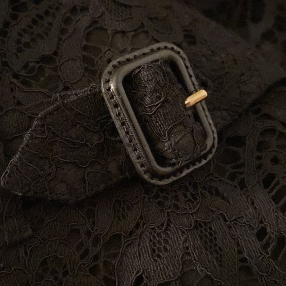 Burberry London floral lace black trench coat - Picture 6 of 11